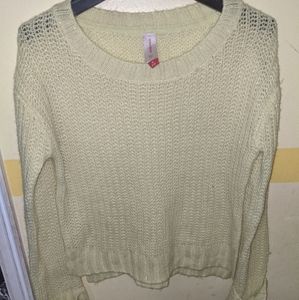 Light yellow sweater